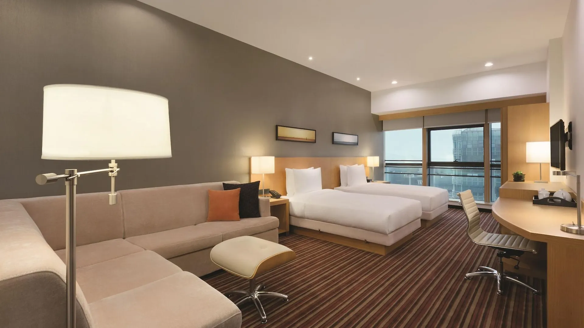 Hyatt Place Shenzhen Airport Hotel