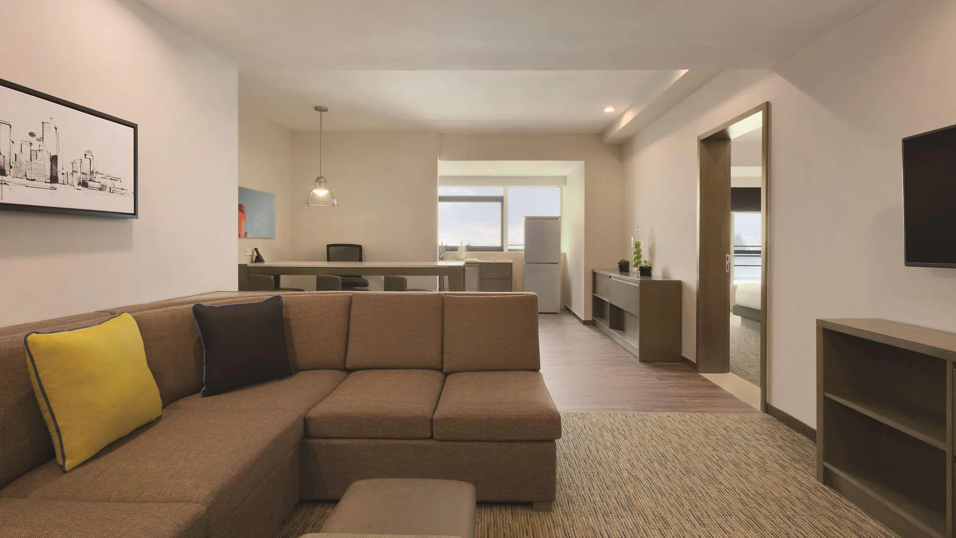 Hyatt Place Shenzhen Airport